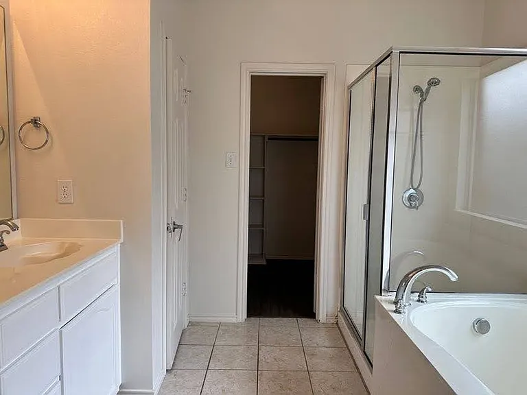6109 Melanie Dr — Photo 11