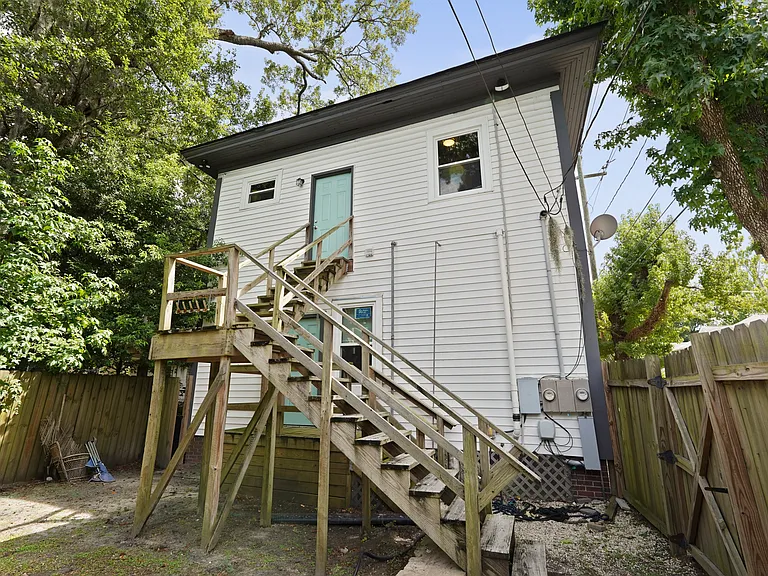 902 E Bolton St #A — Photo 69