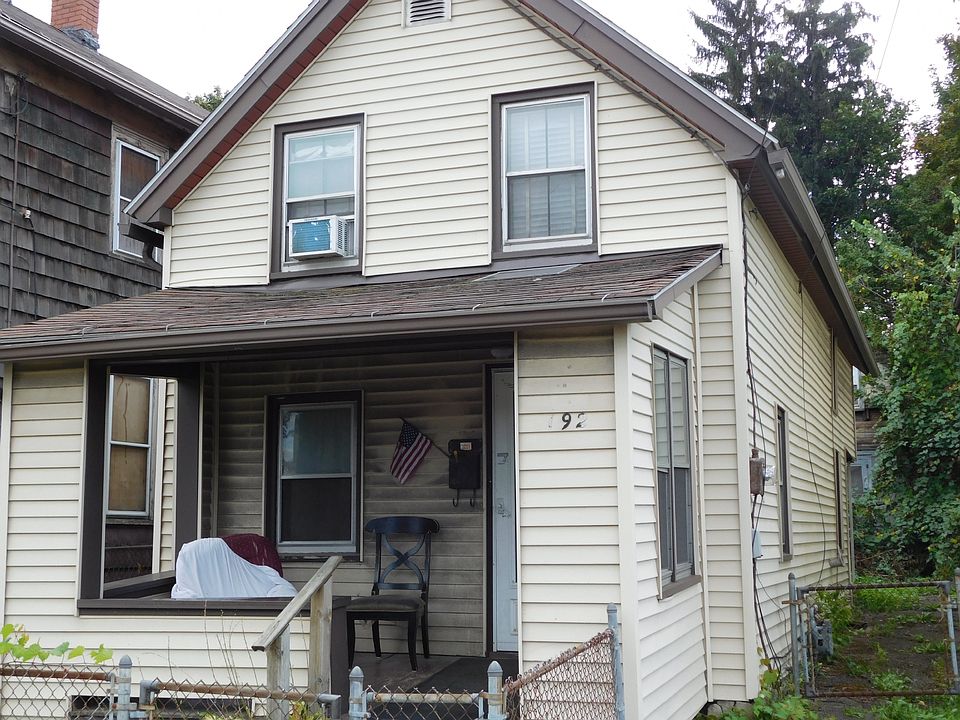 1st image of 192 Henry St
