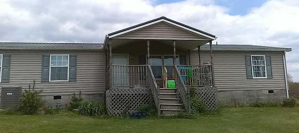 2nd image of 734 Harn Rd
