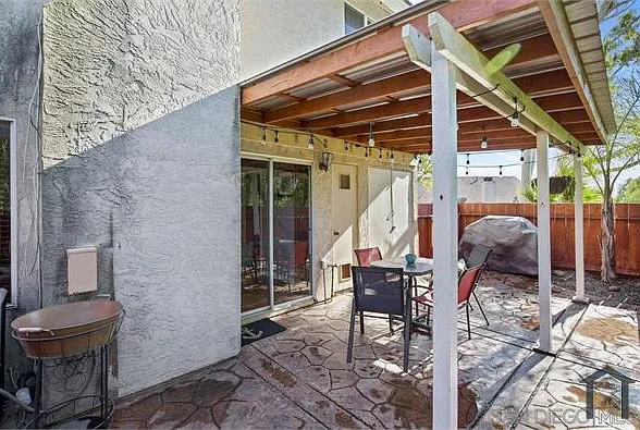 2095 Manzana Way — Photo 13
