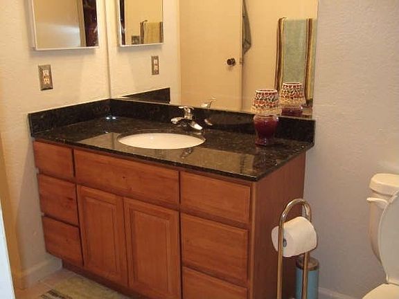 4th image of 2890 Redwood Pkwy APT 82