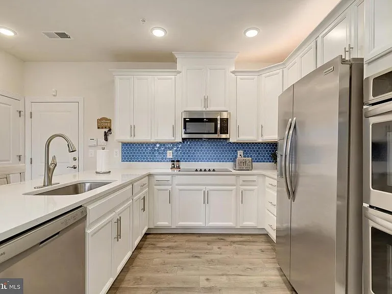 10342 Ratcliffe Trl — Photo 3