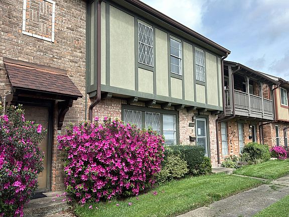2nd image of 2220 Shadowdale Dr #350