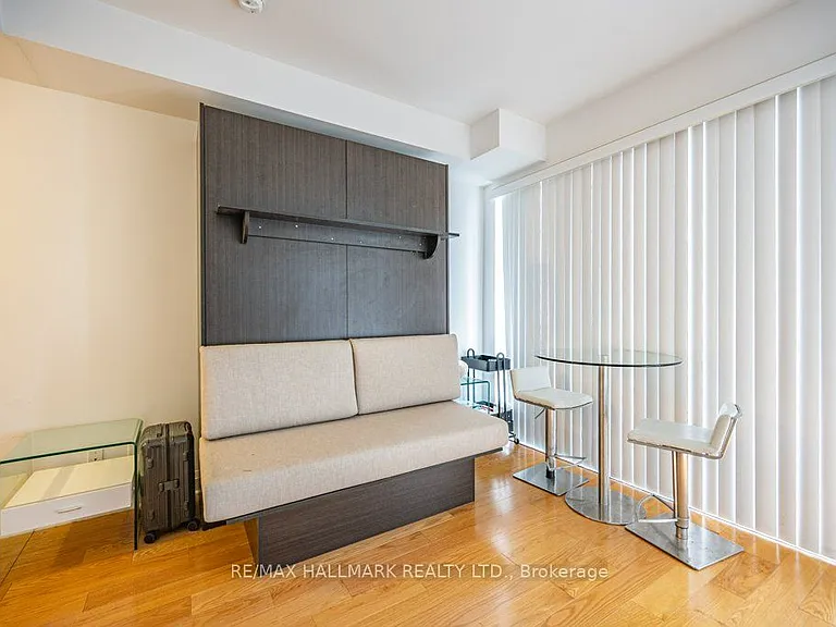 1080 Bay St #1507 — Photo 8