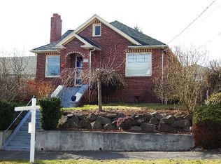 8209 16th Ave NE, Seattle, WA 98115