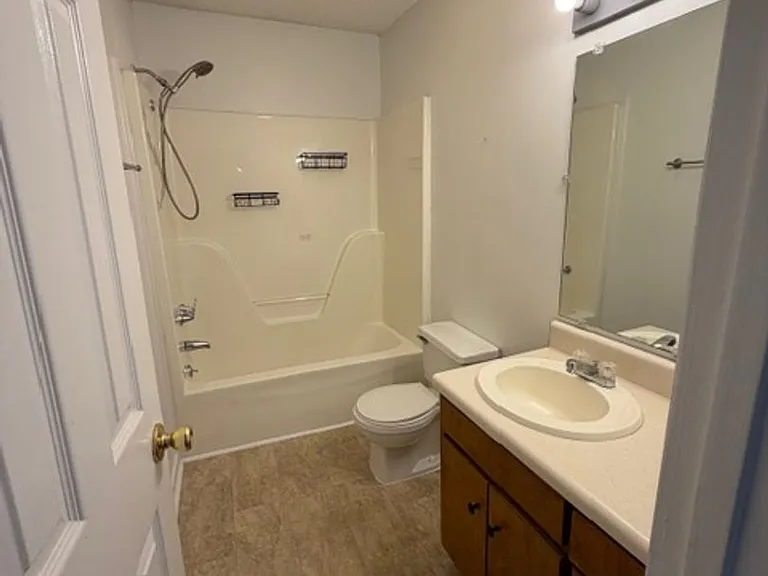 1981 Ridgeview Dr NW — Photo 8