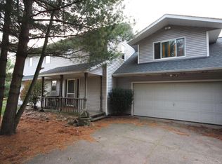 11446 S 32nd St, Vicksburg, MI 49097