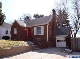 5423 Parker St, Omaha, NE 68104