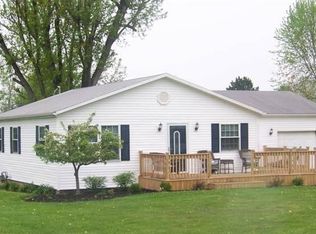 3845 Arc Dr, Zanesville, OH 43701