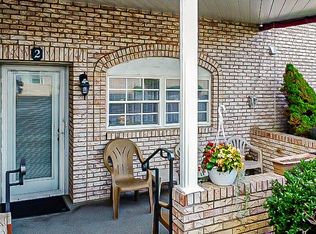 2750 Iowa Dr APT 2, New Kensington, PA