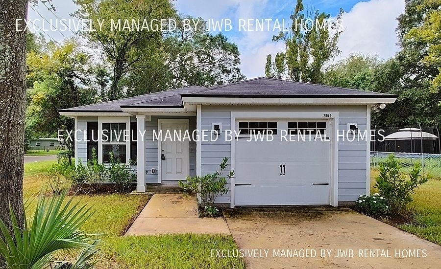 1st image of 2906 12th St