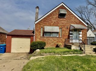 8947 Mayfield Ct, Saint Louis, MO 63136