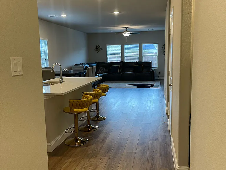Emerald Hill Dr — Photo 32