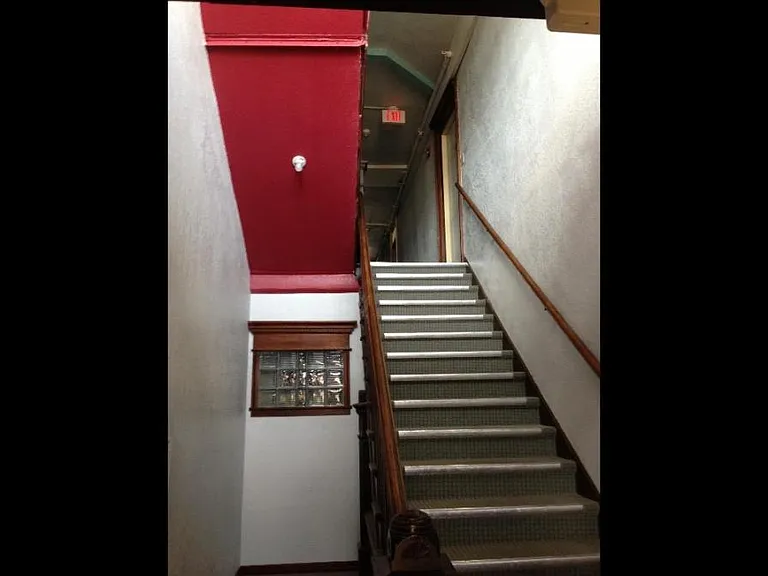 144 3rd Ave S #12 — Photo 7