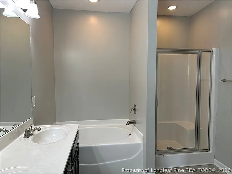 498 New Castle Ln — Photo 30