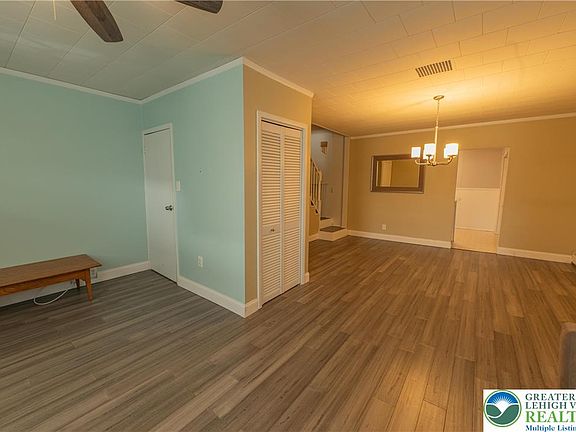 3rd image of 343 Broad St