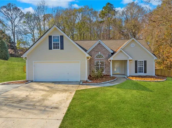 47 Chatham Ct, Jefferson, GA 30549