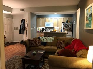 12152 Penderview Ter APT 1304, Fairfax, VA 22033