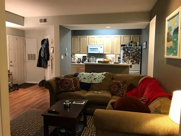 12152 Penderview Ter APT 1304, Fairfax, VA 22033