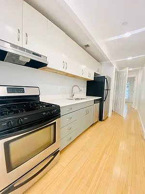 Rented by Compass | media 24