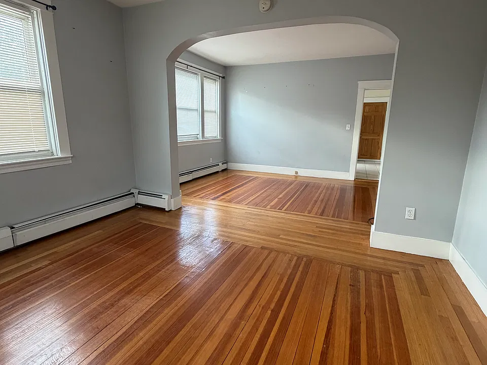 125-127 Whitford Ave #1