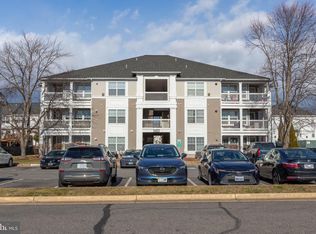 8083 Lacy Dr APT 303, Manassas, VA 20109