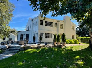 2287 S Valley Rd, Berwyn, PA 19312