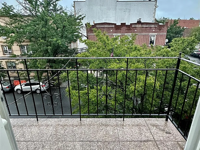 5774 Xenia St — Photo 3