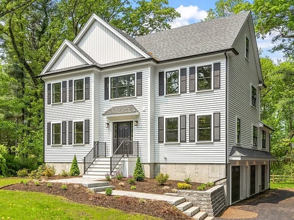 157 Shawsheen Ave, Wilmington, MA 01887