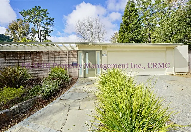 1309 Idylberry Rd — Photo 32