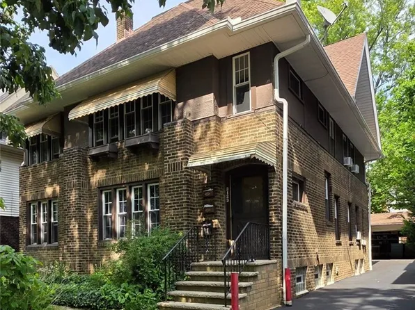 2123 Stillman Rd, Cleveland Heights, OH 44118