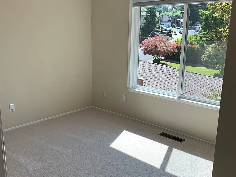 1819 Yolanda Cir — Photo 31