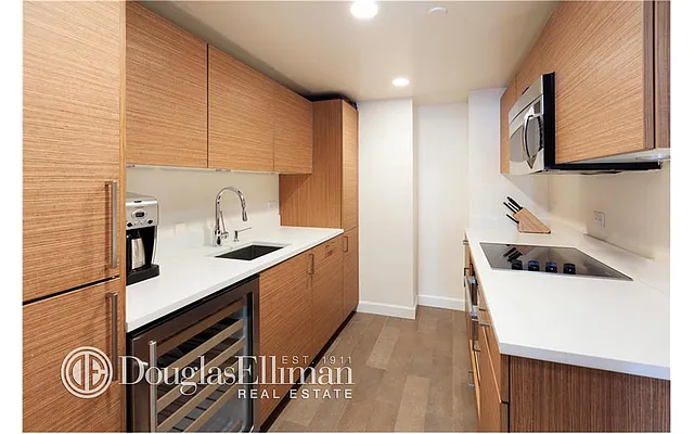 Rented by Douglas Elliman | media 37