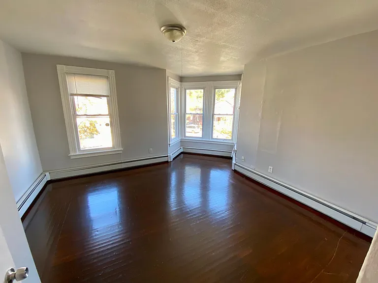 92 Chapel St #2 — Photo 11