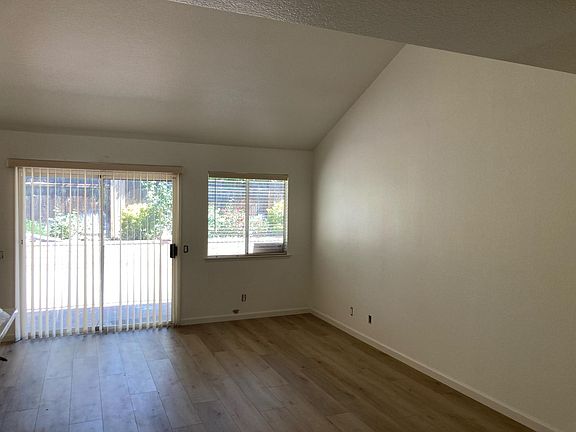 4th image of 1435 Aarhus Dr