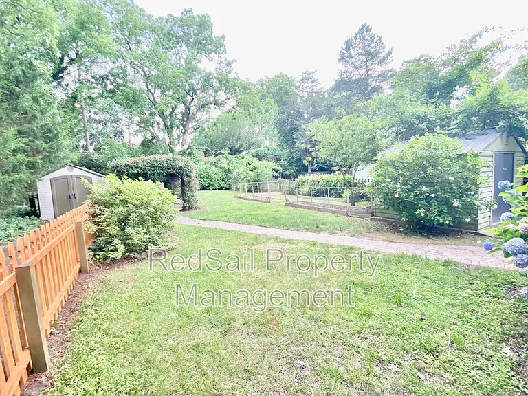 53 Shenandoah Rd — Photo 19