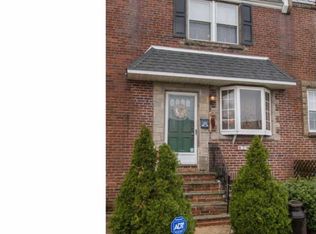 2944 Fanshawe St, Philadelphia, PA 19149