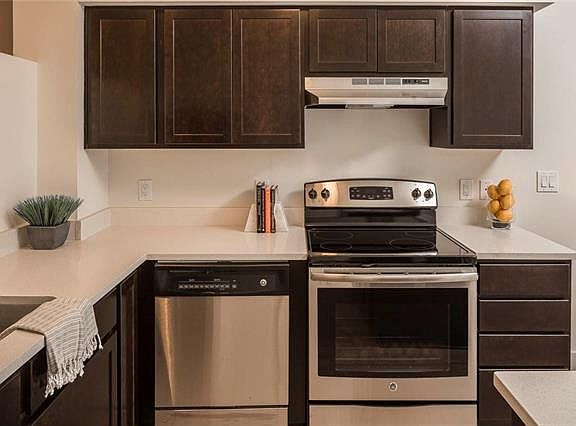 5th image of 300 Columbus Ave APT 4E