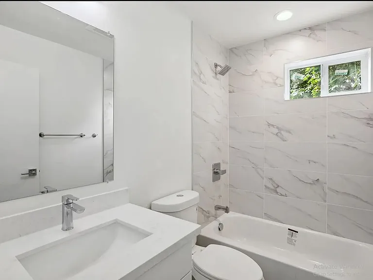 4729 21st Ave NE — Photo 28