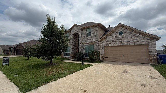1st image of 1928 Green Terrace Dr