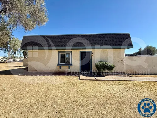 8051 N 32nd Ln Photo 1