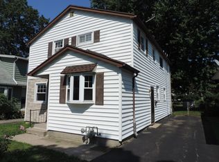 33 Castleton Rd, Rochester, NY 14616