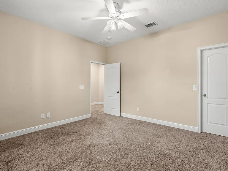 212 Trieste Loop — Photo 38