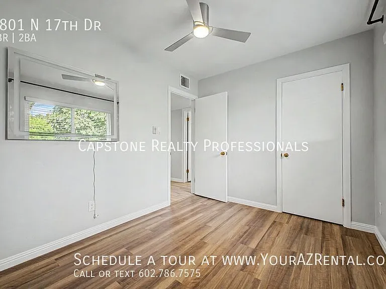 7801 N 17th Dr — Photo 10