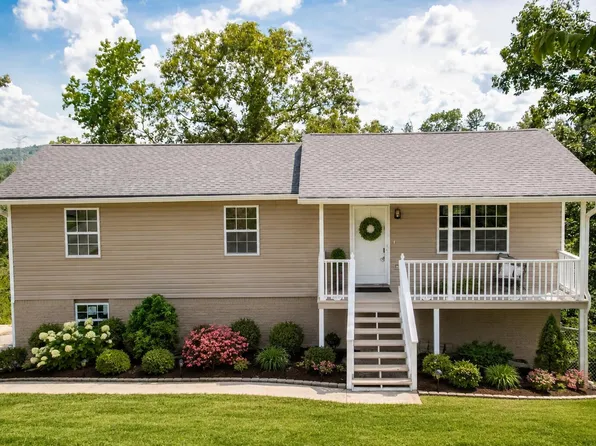 4000 Shady Oak Dr, Ooltewah, TN 37363