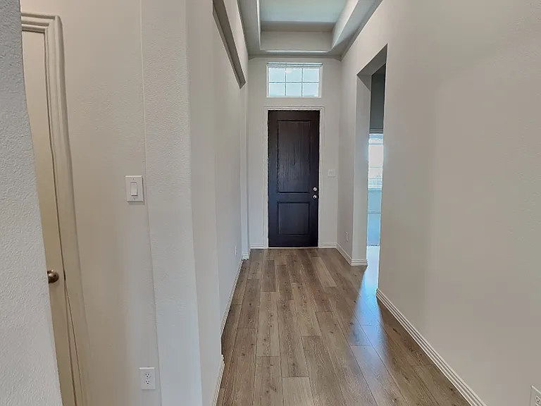 4932 Water Lily Ln — Photo 2