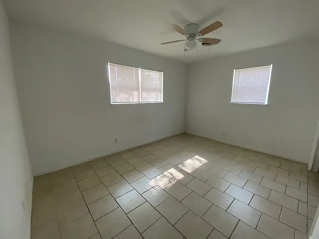 2 bed, 802 sqft, $1,095 — Photo 4