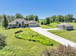 4576 Church Rd, New Franken, WI 54229