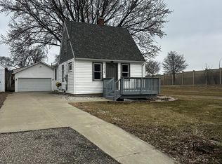 1729 Center St W, Rochester, MN 55902